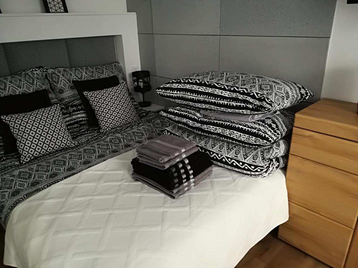 Apartament Wroclaw Centrum Dorzecze Legnickiej Esterno foto